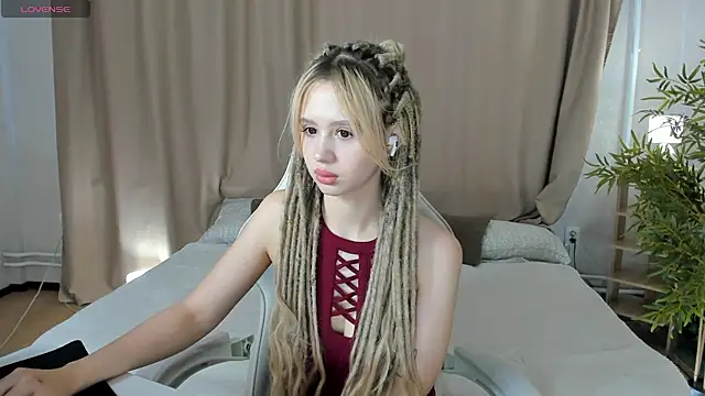 Valerie Woods online show from 14, 7, 2026