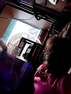 gurlnips online show from 9, 10, 2025