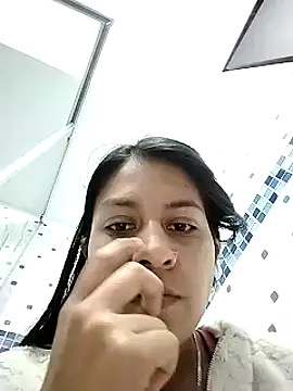 Tiphanydirty3 online show from 4, 3, 2025