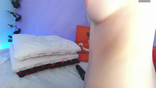 Snapshot of Scarlettsrorm chatting on 11, 10, 2025 Scarlettsrorm online show from 11, 10, 2025