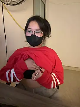 Snapshot of Jenni_nana chatting on 13, 12, 2024 Jenni nana online show from 13, 12, 2024