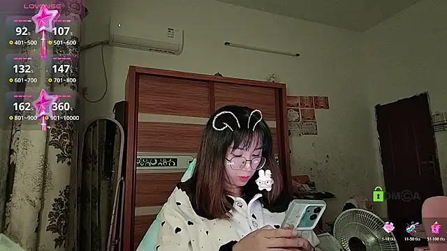 Lili 666 online show from 3, 12, 2025