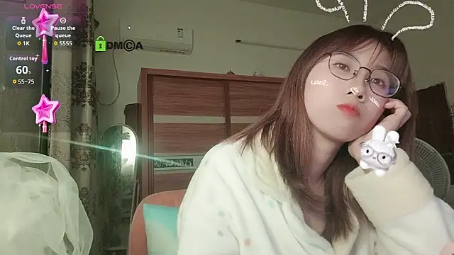 Lili 666 online show from 3, 2, 2026