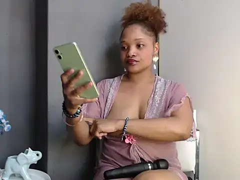 CREAMYCUPCAKExxx online show from 9, 10, 2025