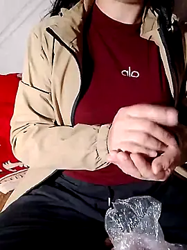 Hotpussy3ox online show from 6, 2, 2026