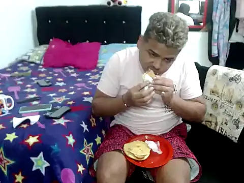 Boycuriousxxx online show from 28, 9, 2025