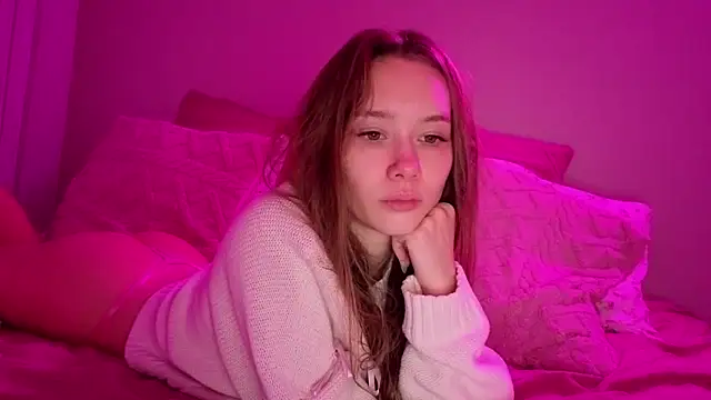 Snapshot of KateVon chatting on 21, 9, 2025 KateVon online show from 21, 9, 2025