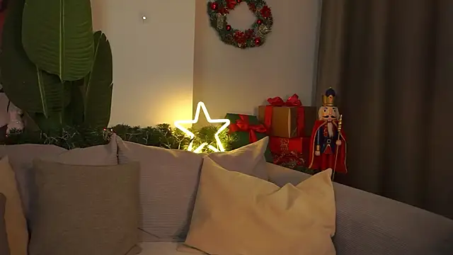 Snapshot of MickeyMyers chatting on 3, 1, 2025 MickeyMyers online show from 3, 1, 2025