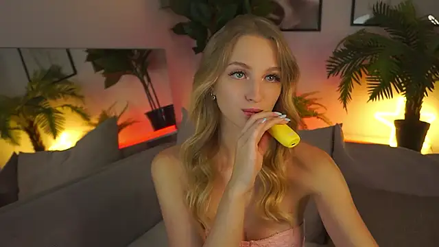 Snapshot of MickeyMyers chatting on 25, 1, 2025 MickeyMyers online show from 25, 1, 2025