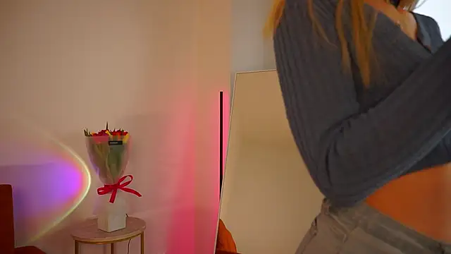 Snapshot of MickeyMyers chatting on 9, 3, 2025 MickeyMyers online show from 9, 3, 2025