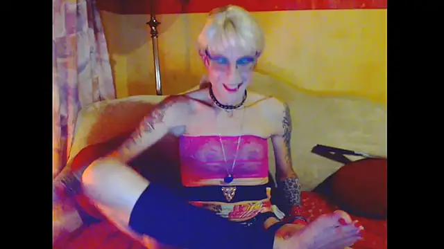 cuxladyboy online show from 23, 3, 2026