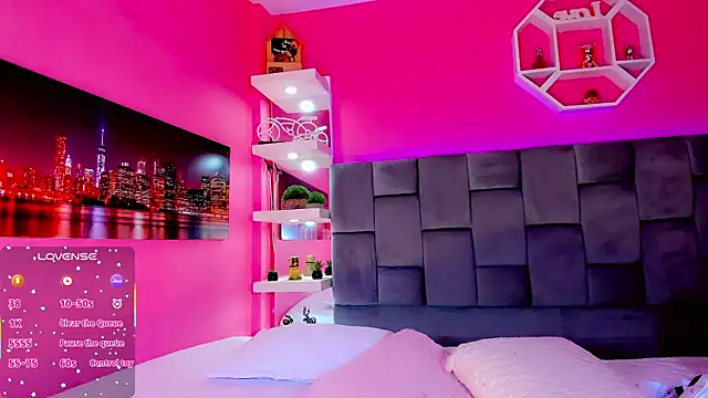 Saamanthaa11 online show from 10, 4, 2026