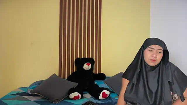  Shara Handal  online show from 14, 3, 2026