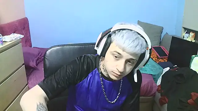 Snapshot of Nenejoven16- chatting on 8, 2, 2025 Nenejoven16- online show from 8, 2, 2025