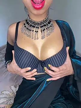 Snapshot of Hot-sexy222 chatting on 30, 12, 2024 Hot-sexy222 online show from 30, 12, 2024