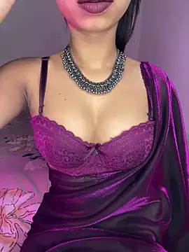 Snapshot of Hot-sexy222 chatting on 3, 2, 2025 Hot-sexy222 online show from 3, 2, 2025