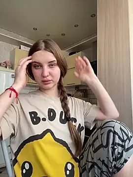 Snapshot of MollyDolle chatting on 27, 2, 2026 MollyDolle online show from 27, 2, 2026