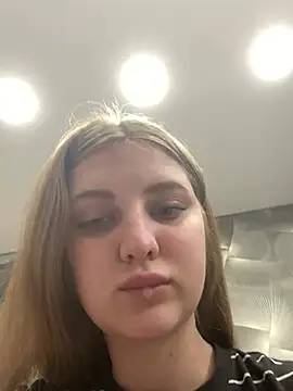Snapshot of MollyDolle chatting on 7, 8, 2026 MollyDolle online show from 7, 8, 2026