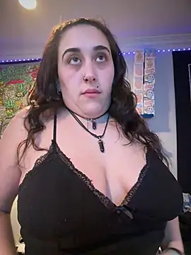 ThicBunz online show from 16, 2, 2026