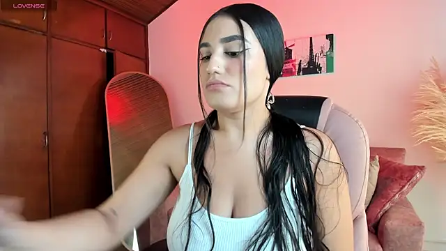 Snapshot of Alheli_16 chatting on 2, 7, 2026 Alheli 16 online show from 2, 7, 2026