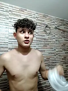 Snapshot of Nathan_Bluee chatting on 16, 12, 2024 Nathan Bluee online show from 16, 12, 2024