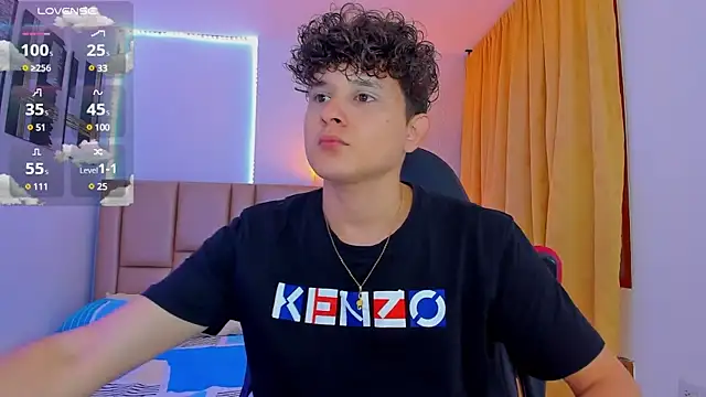 Snapshot of Nathan_Bluee chatting on 23, 1, 2025 Nathan Bluee online show from 23, 1, 2025