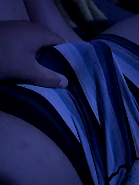 Snapshot of yungsexy- chatting on 16, 9, 2025 yungsexy- online show from 16, 9, 2025