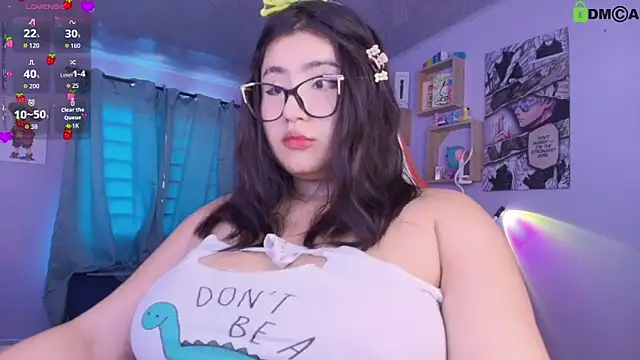 Snapshot of juli_juliana chatting on 19, 5, 2026 juli juliana online show from 19, 5, 2026