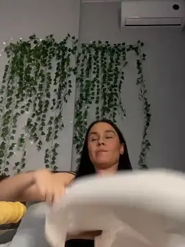 Snapshot of MiaNell chatting on 14, 10, 2025 MiaNell online show from 14, 10, 2025