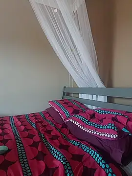 Missmesexycouple69 online show from 22, 9, 2025