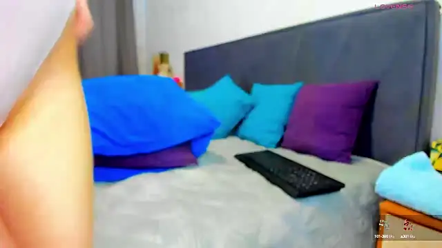 Snapshot of _Luna_Ly chatting on 14, 3, 2025  Luna Ly online show from 14, 3, 2025