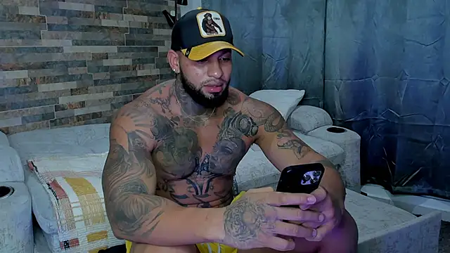 Snapshot of zaiin_diesel chatting on 11, 1, 2025 zaiin diesel online show from 11, 1, 2025