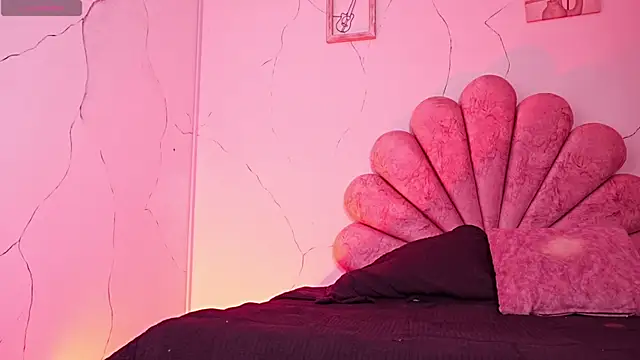 Melany Luv online show from 24, 3, 2026