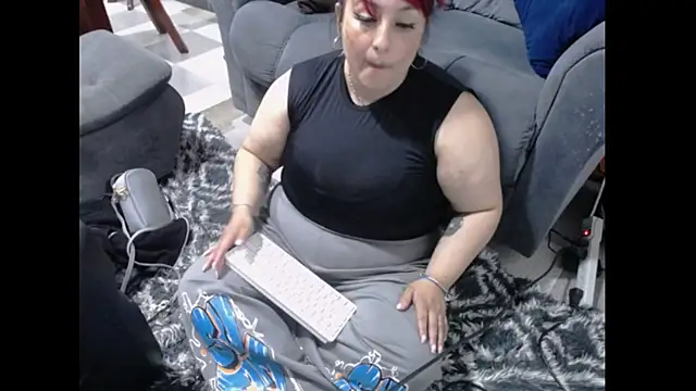 amydeepqueen online show from 6, 7, 2026