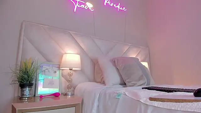 Snapshot of _angela_x chatting on 7, 2, 2026 angela x online show from 7, 2, 2026