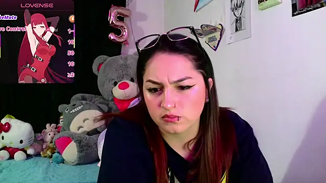 lucycherry   online show from 13, 1, 2026