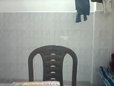 Snapshot of bigvorn6 chatting on 17, 12, 2025 bigvorn6 online show from 17, 12, 2025