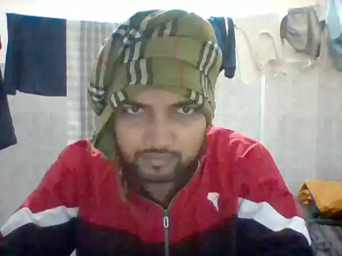 Snapshot of bigvorn6 chatting on 21, 12, 2025 bigvorn6 online show from 21, 12, 2025