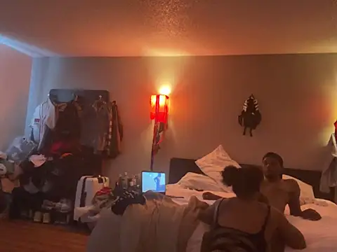 PrettyGal Tingz online show from 10, 1, 2025