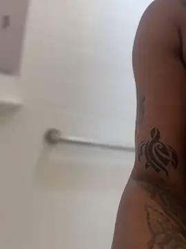 PrettyGal Tingz online show from 4, 2, 2025