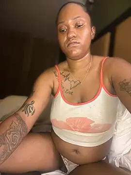 PrettyGal Tingz online show from 11, 6, 2026