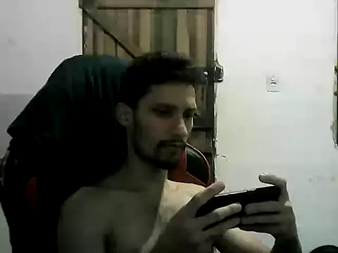 LucasMarcelo85 online show from 8, 12, 2024