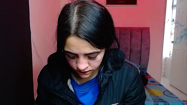 Violettasquirt online show from 14, 10, 2025