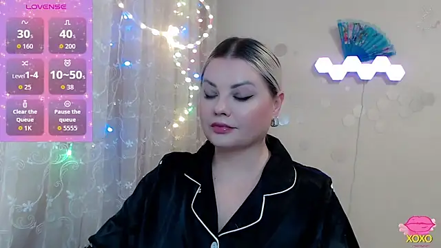 JewellKiss7 online show from 25, 3, 2026