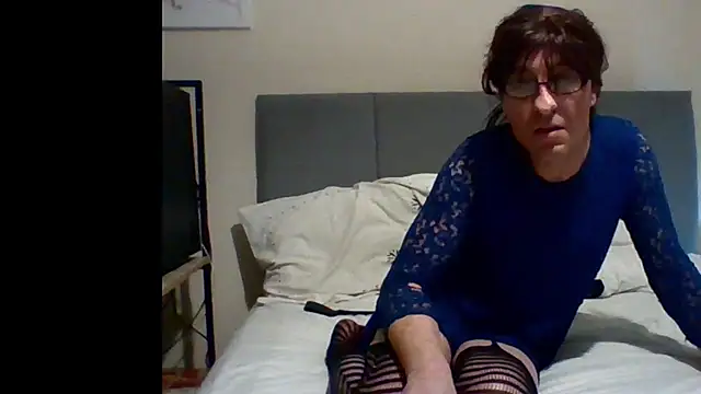 Snapshot of lolaisagoodtime chatting on 4, 1, 2025 lolaisagoodtime online show from 4, 1, 2025