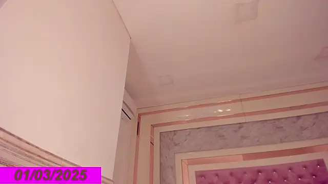 Snapshot of Isabel_Escorcia chatting on 1, 3, 2025 Isabel Escorcia online show from 1, 3, 2025