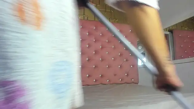 Snapshot of Molly_gomez_ chatting on 8, 2, 2025 Molly gomez online show from 8, 2, 2025