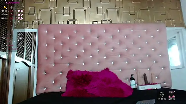 Snapshot of Molly_gomez_ chatting on 1, 3, 2025 Molly gomez online show from 1, 3, 2025