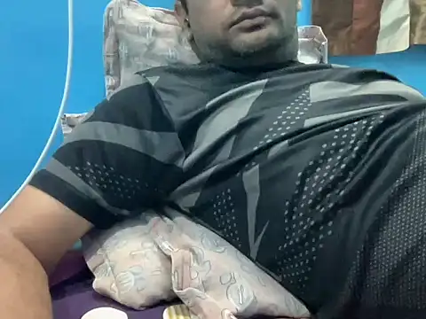 NiceBoy9099 online show from 2, 2, 2026