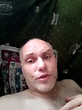 Pineapple04 online show from 12, 11, 2025